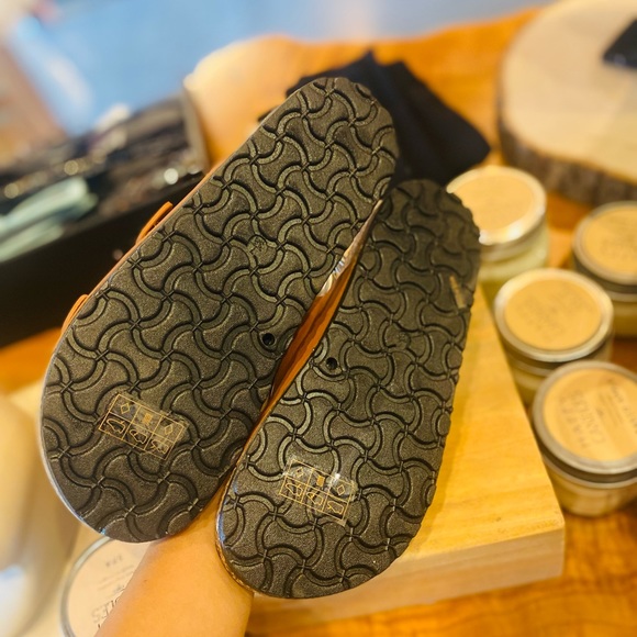 Bamboo Sandals 🩴 - Picture 2 of 4